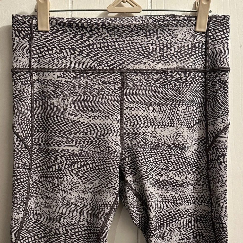 lululemon athletica stylish leggings